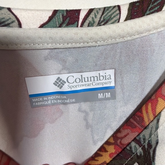Columbia Womens Floral Long Sleeve Performance Top Size Medium - Picture 2 of 5